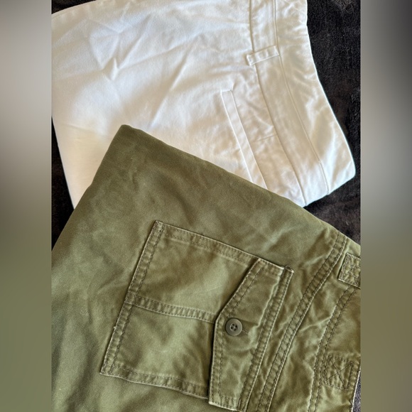Set of 2 Women's Cotton Pants - size 10 white and Olive green - Picture 5 of 5
